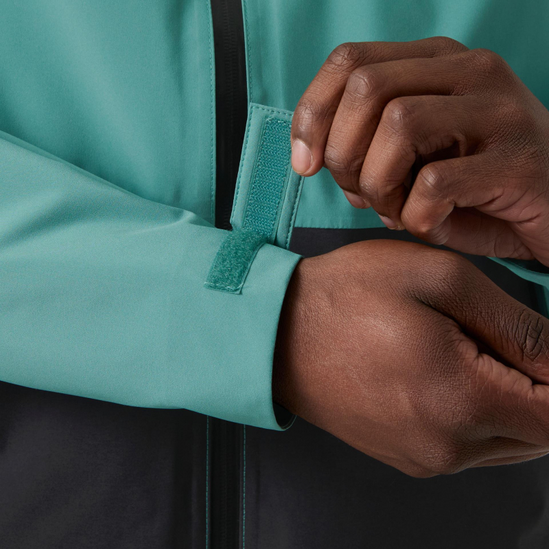 ACE RAIN JACKET
