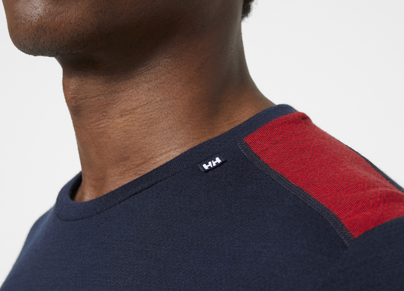 LIFA MERINO MIDWEIGHT CREW